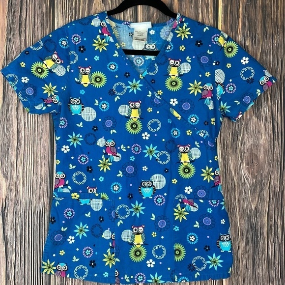 SB Scrubs Tops - Woman’s Owl Themed Blue Scrub Shirt- Size XS